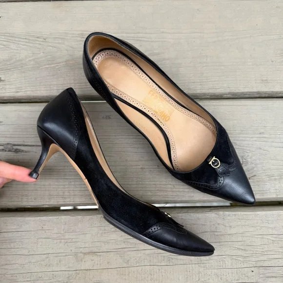 Salvatore Ferragamo Neissa pumps in black suede and leather shoes size 7.5 B - Picture 1 of 16